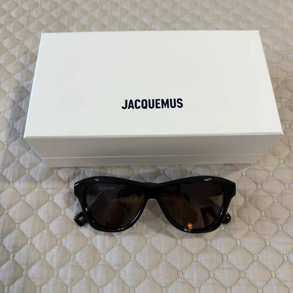 Jacquemus Les Lunettes Baci Black Sunglasses
Women’s JAC59 55mm Sunglasses